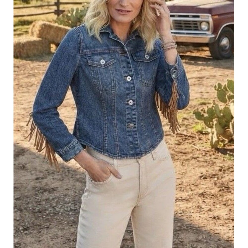 Chico's  Fringe  Trim Denim Jacket Cropped Fit   Toledo Indigo SZ 2 NWT